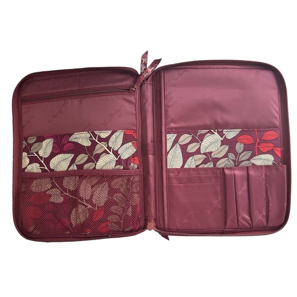 Vera Bradley bohemian floral tablet/laptop case - Picture 3 of 8